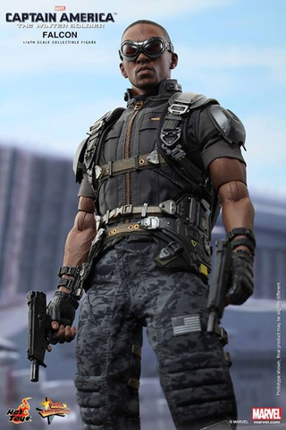 Illustration for article titled Hot Toys' New The Winter Soldier Falcon Figure